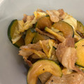 ロビ蔵's cooksnap of when they made 豚バラとズッキーニの簡単★マヨ醤油炒め.
