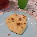 Barati-Sütő Nóra Cooksnap-ja, amikor elkészítette a(z) Fokhagymás korianderes naan kenyér - bodag, vakarék* receptet.