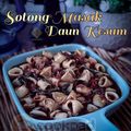 Cooksnap Aznie Khasri semasa beliau membuat Sotong Masak Daun Kesum.