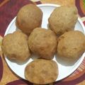 Simran setia का कुकस्नैप जब उन्होंने उड़द दाल कचौड़ी(udad daal ki kachori recipe in hindi) बनाया था।