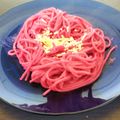 Cooksnap de Se é Vinho quando cozinhou Pesto de Beterraba.