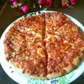 Sudha Agrawal का कुकस्नैप जब उन्होंने अनियन टोमैटो पिज्जा (Onion Toamto Pizza recipe in Hindi) बनाया था।