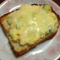 huto☆'s cooksnap of when they made 余ったポテトサラダのリメイクパン.
