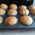 Erika Jozaf Cooksnap-ja, amikor elkészítette a(z) Joghurtos, citromos muffin receptet.