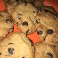 Cooksnap Wanda Rayner semasa beliau membuat Cookies Air Fryer ala Famous Amos.