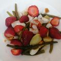 El cooksnap de Amor Dujo Manso cuando hizo Ensalada de judía verde, aguacate, fresa, tomate y rúcula.🍓🍅🥬.