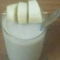 Pina Mandaliya का कुकस्नैप जब उन्होंने केला शेक (Banana Shake Recipe In Hindi) बनाया था।