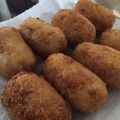Cooksnap dari Soraya nafisha untuk resep Lemper abon goreng