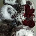 Cooksnap nor ikeen semasa beliau membuat Donut red velvet.