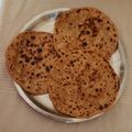 Sonam Verma का कुकस्नैप जब उन्होंने आलू के स्वादिष्ट पराठे (Aloo ke swadisht parathe recipe in Hindi) बनाया था।