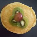 Cooksnap Rose Nani Nizah Nayan semasa beliau membuat Tradisional Pancakes.