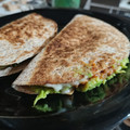 El cooksnap de Hakuna Matata cuando hizo Quesadilla con guacamole, carne picada y queso de untar.