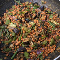 El cooksnap de Jara Loureiro cuando hizo Salteado de espárragos y kale con garbanzos.