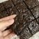 รูป Cooksnap ของ Benyathip Rueangcharoen เมื่อเขาทำ Brownie บราวนี่ หม้ออบลมร้อน แบบถาด7×7 น้ำตาลแค่ 135 กรัม ก็ฟิล์มนะ
