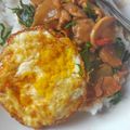 Cooksnap dari Anggi Lestiara untuk resep Pad krapao gai (ผัดกระเพราไก่) - tumis ayam kemangi Thailand