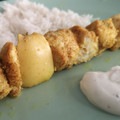 El cooksnap de Nixie cuando hizo Brochetas de pollo al curry con manzana al horno y salsa de yogur griego.