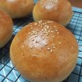 Cooksnap của Loan Nguyen khi họ làm theo món Hamburger Buns - Bánh Mì Hamburger