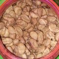 Cooksnap dari Deeann Poeji R untuk resep Biji Ketapang (campur kelapa sangrai)
