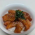 新妻あや's cooksnap of when they made サーモンのづけ丼.