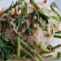 รูป Cooksnap ของ piya peipei เมื่อเขาทำ หมี่ผัดกระเฉด