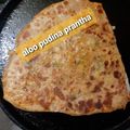 Rita Mehta ( Executive chef ) का कुकस्नैप जब उन्होंने आलू पराठा (Aloo Paratha recipe in hindi) बनाया था।