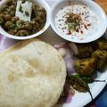 Anjana Sahil Manchanda का कुकस्नैप जब उन्होंने छोले भटूरे (Chole bhature recipe in hindi) बनाया था।