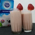 Cooksnap Husnul Roslani semasa beliau membuat Strawberry milk yogurt.