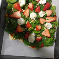 El cooksnap de Mónica cuando hizo Pizza de espinacas, fresas y queso de cabra.
