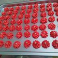 Cooksnap Nithya Karnan semasa beliau membuat Samperit Red Velvet.