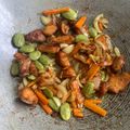 Cooksnap akhmal fauzi semasa beliau membuat Ayam Goreng Kunyit Petai.