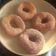 Cooksnap Biey Dave semasa beliau membuat Donut gebu gebas uli tangan.