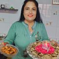 Hema ahara का कुकस्नैप जब उन्होंने खजूर ड्राई फ्रूटबाइट्स (khajur dry fruits bites recipe in Hindi) बनाया था।