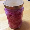KSKGC's cooksnap of when they made 簡単☆血液サラサラ☆紫玉葱の健康酢漬け☆.