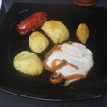 El cooksnap de jorbasmar cuando hizo Huevos rotos con patatas, chips de zanahoria y chorizo de Ronda.
