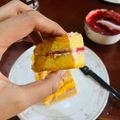 Cooksnap dari ameta yulia untuk resep Keto Strawberry Swiss Roll Cake Sugar & Gluten Free #Ketopad