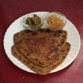 Roli Rastogi का कुकस्नैप जब उन्होंने बाजरा आलू पराठा(Bajra aloo paratha recipe in Hindi) बनाया था।