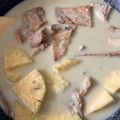Cooksnap Azyyati Zakaria semasa beliau membuat Masak Lemak Cili Api Ikan Masin Kurau Dan Nenas ♥️.