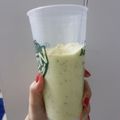 รูป Cooksnap ของ Papatsara Zy Korkiattipong เมื่อเขาทำ Avocado matcha almond milk smoothie (คลีน)