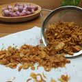 Cooksnap Wak Udi semasa beliau membuat Bawang Goreng Lebih Rangup.