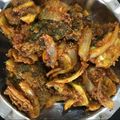 Nidhi Gajjar's cooksnap of when they made કારેલા ડુંગળીનું નું શાક (karela dungri nu saak in Gujarati).