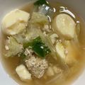 รูป Cooksnap ของ A Lady Named Fern เมื่อเขาทำ แกงจืดผักกาดขาวหมูก้อนวุ้นเส้นเต้าหู้ไข่