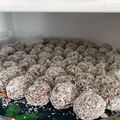 Csiszárné Kerper Magdolna Cooksnap-ja, amikor elkészítette a(z) Mézeskalács golyók (diétásan) receptet.