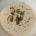 Tunde Nagy Cooksnap-ja, amikor elkészítette a(z) Tejszínes gombakrémleves receptet.
