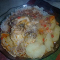 El cooksnap de Valeriux Romero cuando hizo Estofado de alitas de pollo con tallarines.
