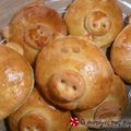 Cooksnap από triantafillenia στη συνταγή Γουρουνάκια αλμυρά, από ψωμί brioche