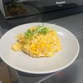 かに(´× ̫ ×`)'s cooksnap of when they made 卵だけ☆超簡単！黄金 チャーハン.