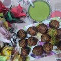 Arvinder kaur का कुकस्नैप जब उन्होंने पालक पनीर बॉल्स (Palak Paneer Balls recipe in Hindi) बनाया था।
