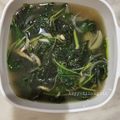 Cooksnap Azyyati Zakaria semasa beliau membuat Bening Bayam.