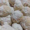 Cooksnap dari Dwi Lestari untuk resep Almond cheese snow ball ala dapoer_hn