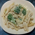 El cooksnap de Brenda Reyes de Casasola cuando hizo Pasta Alfredo con pollo y brócoli.